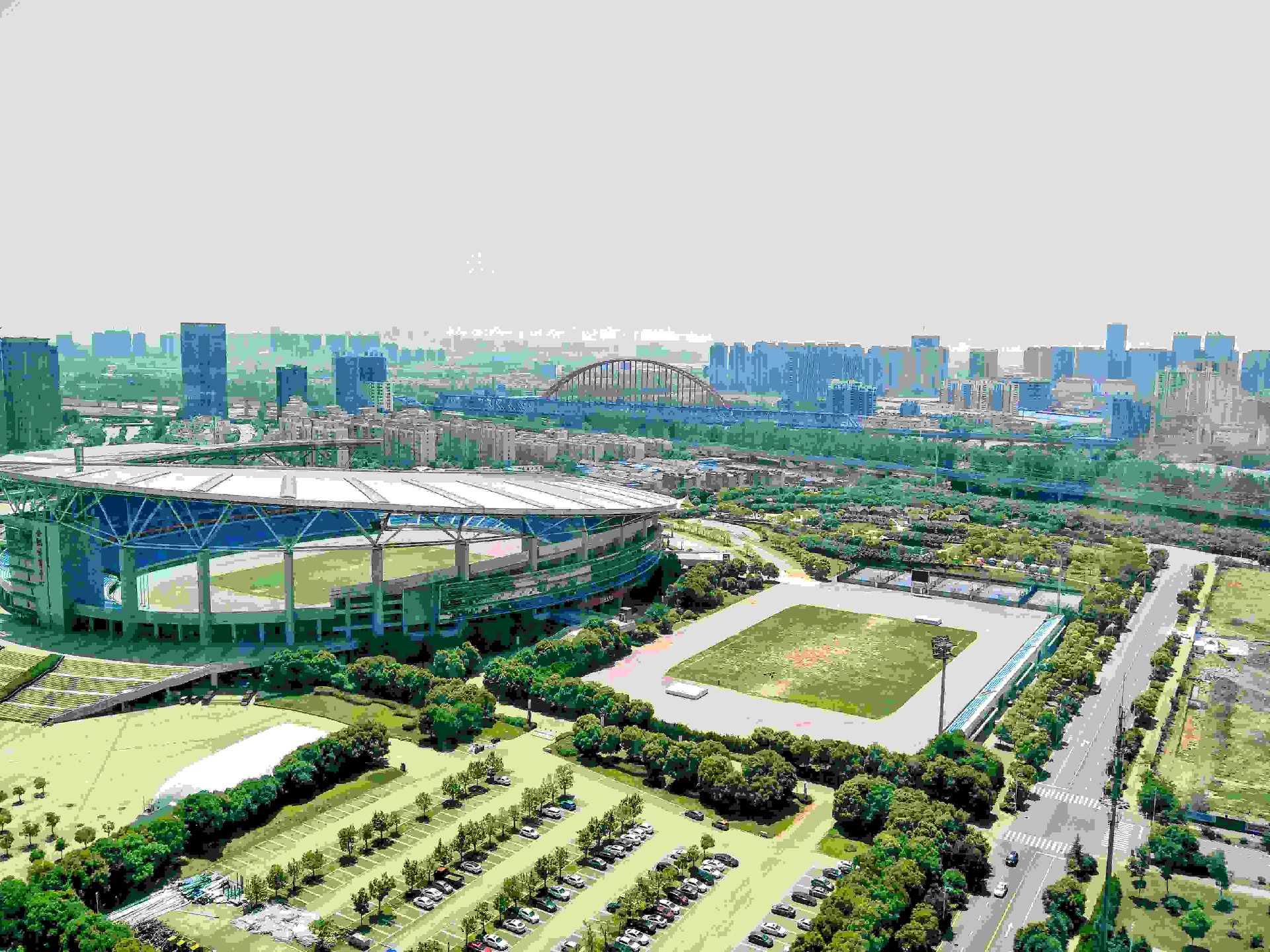 摄图网_500437670_俯瞰合肥奥体中心(非企业商用).jpg
